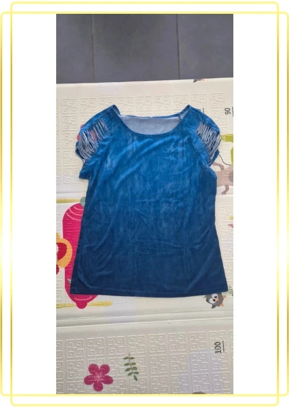 Tee shirt